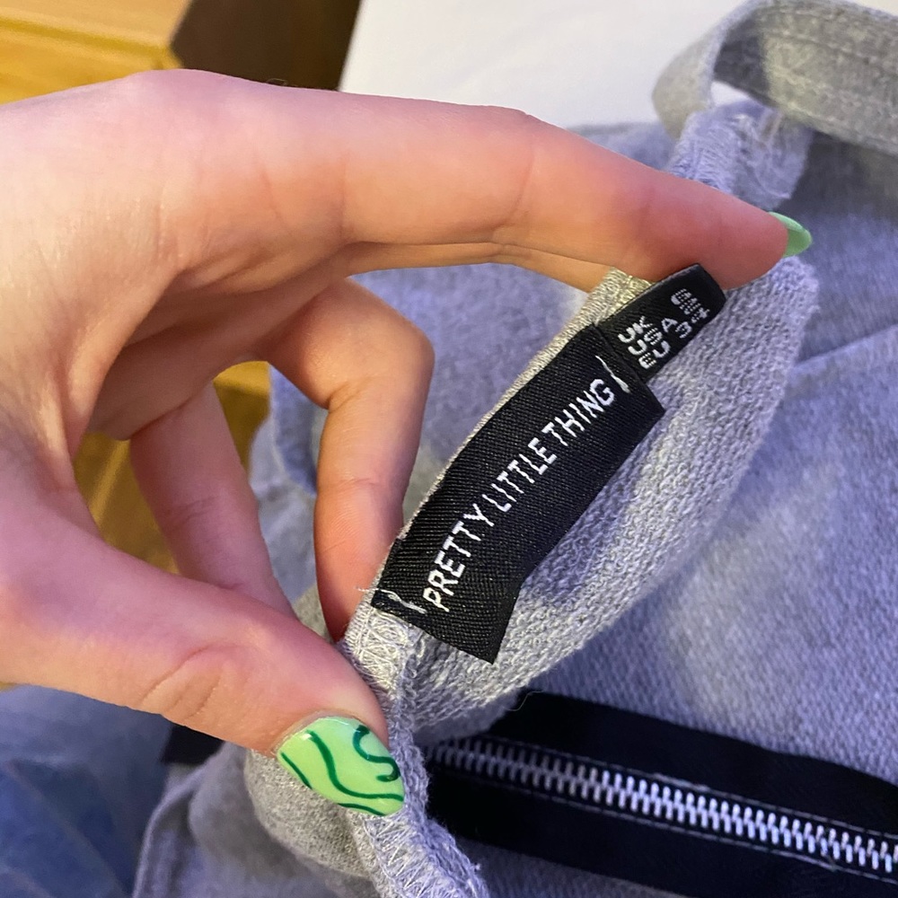 Pretty little thing shirt - Picture 3 of 3